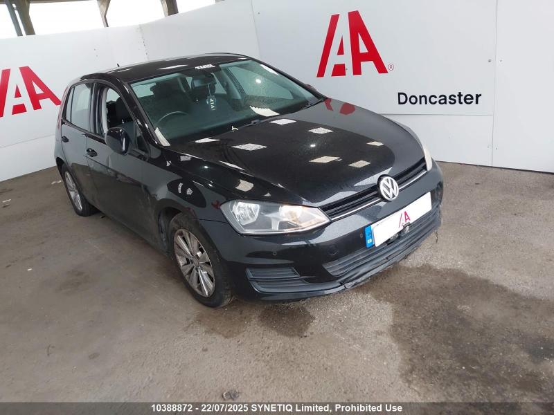 2013 VOLKSWAGEN GOLF SE TDI BLUEMOTION TECHNOLOGY 1598cc TURBO DIESEL MANUAL 5 Speed 5 DOOR HATCHBACK
