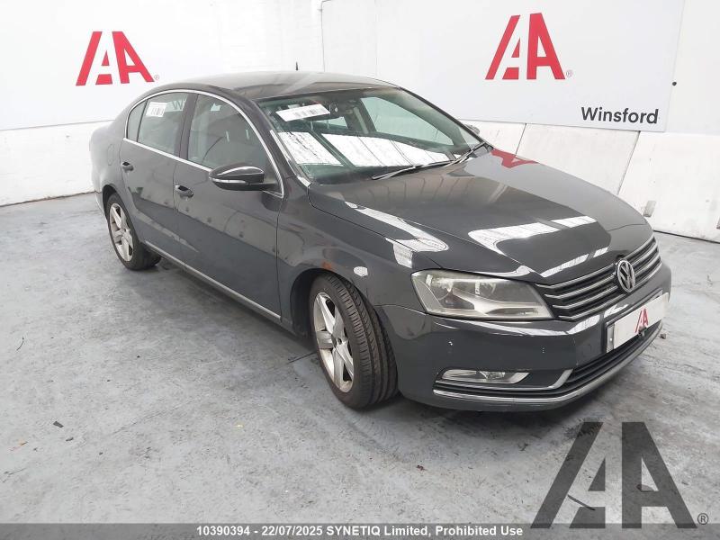 2012 VOLKSWAGEN PASSAT SE TDI BLUEMOTION TECHNOLOGY 1968cc TURBO DIESEL MANUAL 6 Speed 4 DOOR SALOON