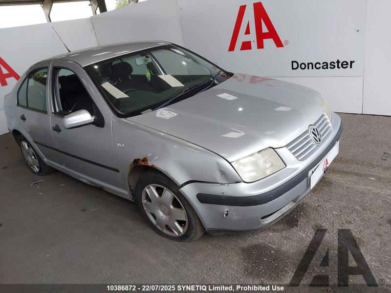 2003 VOLKSWAGEN BORA S TDI 1896cc TURBO DIESEL MANUAL 5 Speed 4 DOOR SALOON