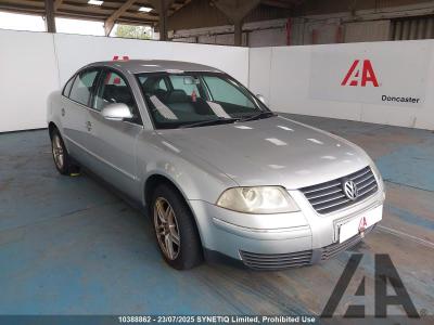 Image of 2004 VOLKSWAGEN PASSAT HIGHLINE TDI 1896cc TURBO DIESEL MANUAL 5 Speed 4 DOOR SALOON