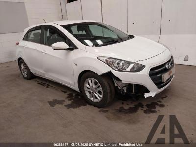 Image of 2015 HYUNDAI I30 CRDI SE BLUE DRIVE 1582cc TURBO DIESEL MANUAL 6 Speed 5 DOOR HATCHBACK