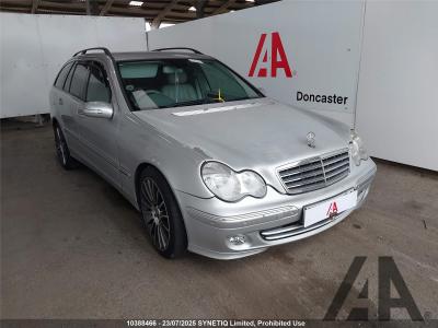 Image of 2005 MERCEDES C-CLASS C220 CDI ELEGANCE SE 2148cc TURBO DIESEL AUTOMATIC 5 DOOR ESTATE