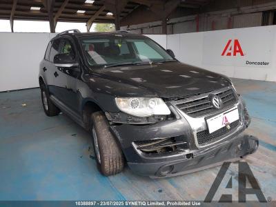 Image of 2008 VOLKSWAGEN TOUAREG TDI DPF 2461cc TURBO DIESEL MANUAL 6 Speed 5 DOOR ESTATE