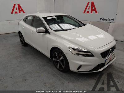 Image of 2016 VOLVO V40 T2 R-DESIGN NAV PLUS 1969cc TURBO PETROL MANUAL 6 Speed 5 DOOR HATCHBACK