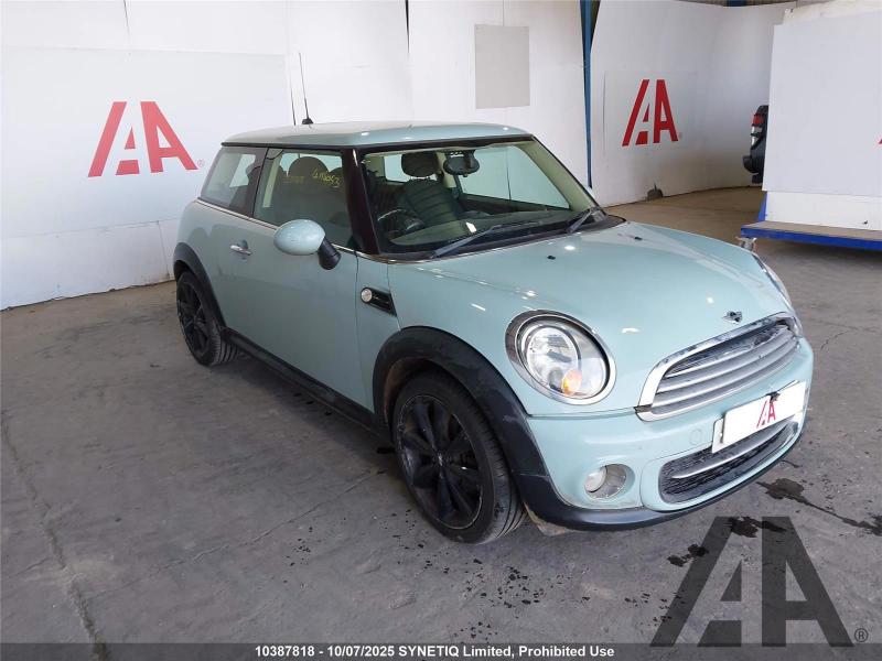 2011 MINI HATCH COOPER D 1598cc TURBO DIESEL MANUAL 6 Speed 3 DOOR HATCHBACK
