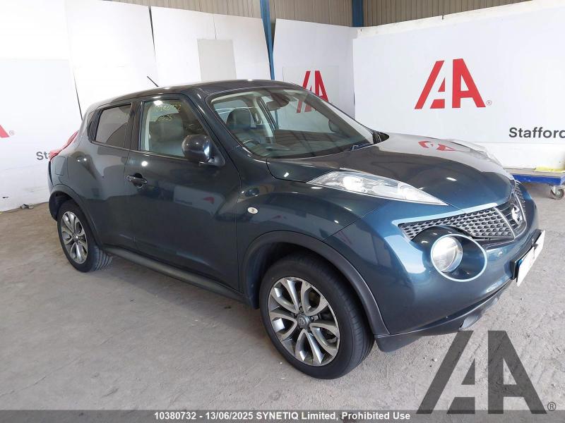2013 NISSAN JUKE TEKNA 1598cc PETROL CVT 1 Speed 5 DOOR HATCHBACK