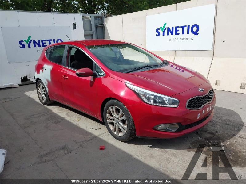 2012 KIA CEED 3 ECODYNAMICS 1591cc PETROL MANUAL 6 Speed 5 DOOR HATCHBACK
