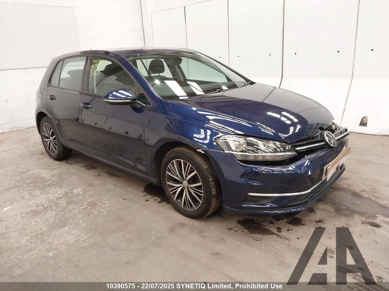 2017 VOLKSWAGEN GOLF SE NAVIGATION TDI BLUEMOTION T 1598cc TURBO DIESEL MANUAL 5 Speed 5 DOOR HATCHBACK