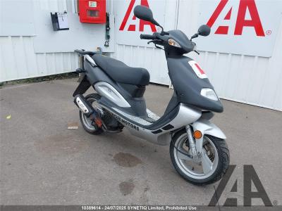 Image of 2012 TGB 302 49cc PETROL SCOOTER