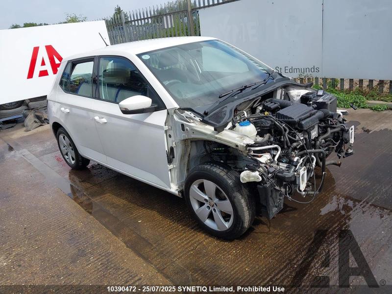 2015 SKODA FABIA SE TSI 1197cc TURBO PETROL MANUAL 5 Speed 5 DOOR HATCHBACK