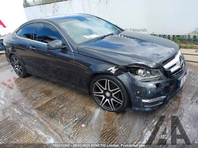 Image of 2013 SKODA OCTAVIA SE TDI CR 1598cc TURBO DIESEL MANUAL 5 Speed 5 DOOR ESTATE