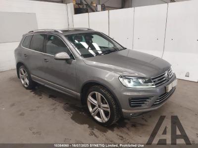 Image of 2016 VOLKSWAGEN TOUAREG V6 R-LINE TDI BLUEMOTION TECHN 2967cc TURBO DIESEL AUTOMATIC 8 Speed 5 DOOR ESTATE