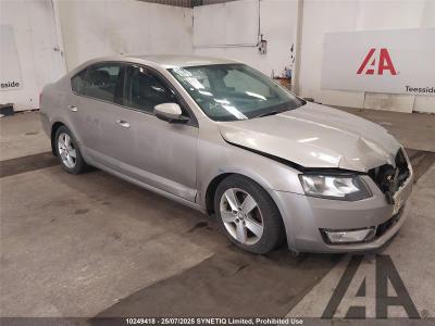 Image of 2015 SKODA OCTAVIA SE TDI CR 1968cc TURBO DIESEL MANUAL 6 Speed 5 DOOR HATCHBACK