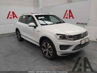 Image of 2016 VOLKSWAGEN TOUAREG V6 R-LINE TDI BLUEMOTION TECHN 2967cc TURBO DIESEL AUTOMATIC 8 Speed 5 DOOR ESTATE