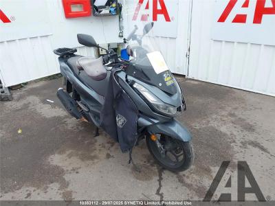 Image of 2021 HONDA WW (PCX) 125cc PETROL CVT SCOOTER
