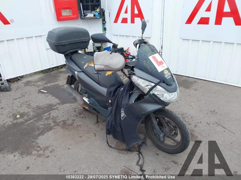 2016 HONDA WW (PCX) 125cc PETROL CVT SCOOTER
