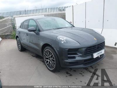 2019 PORSCHE MACAN PDK