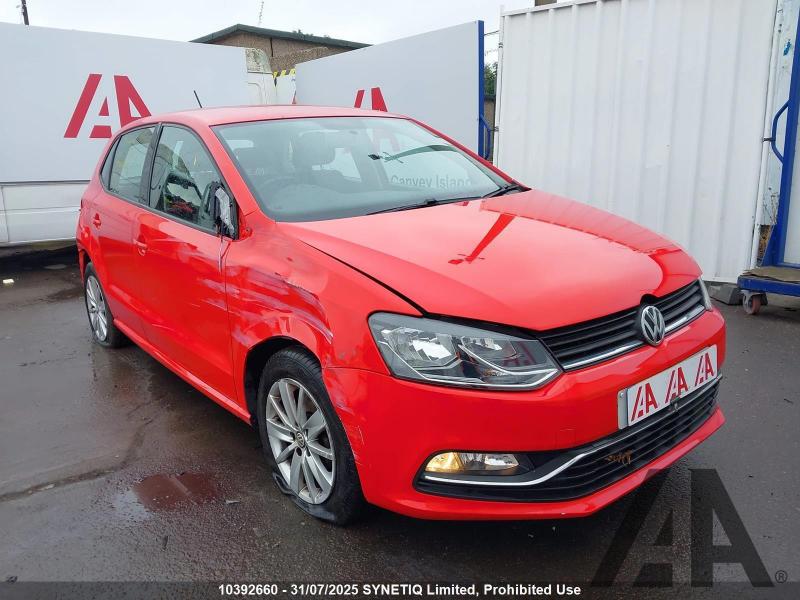 2014 VOLKSWAGEN POLO SE TSI DSG 1197cc TURBO PETROL SEMI AUTO 7 Speed 5 DOOR HATCHBACK