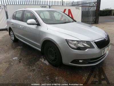 Image of 2014 SKODA SUPERB SE TDI CR 1968cc TURBO DIESEL MANUAL 5 DOOR HATCHBACK