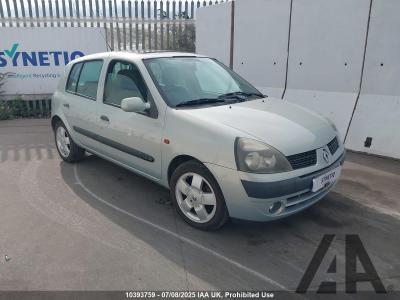 Image of 2002 RENAULT CLIO PRIVILEGE 16V 1390cc PETROL MANUAL 5 Speed 5 DOOR HATCHBACK