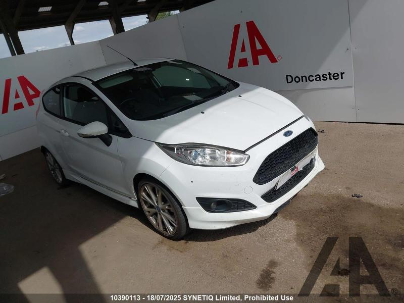 2013 FORD FIESTA ZETEC S TDCI 1560cc TURBO DIESEL MANUAL 5 Speed 3 DOOR HATCHBACK