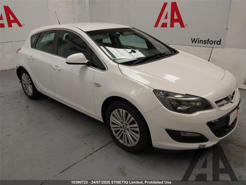 2015 VAUXHALL ASTRA EXCITE CDTI ECOFLEX S/S 1598cc TURBO DIESEL MANUAL 6 Speed 5 DOOR HATCHBACK