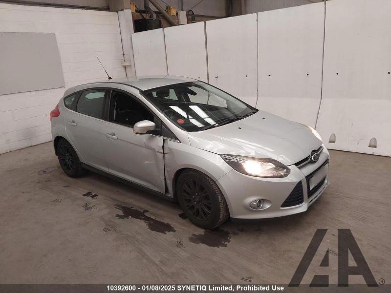 2011 FORD FOCUS TITANIUM TDCI 115 1560cc TURBO DIESEL MANUAL 6 Speed 5 DOOR HATCHBACK