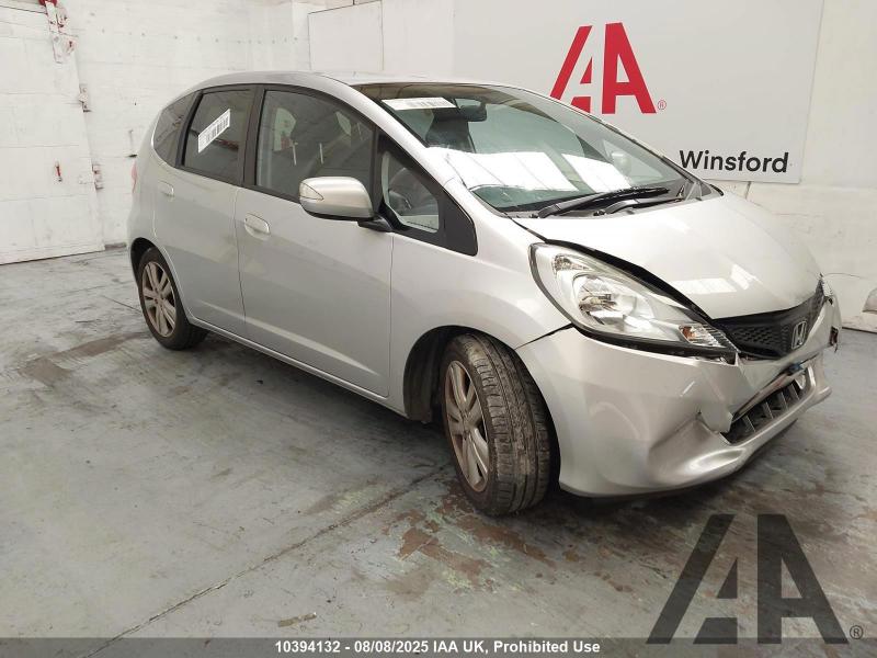 2015 HONDA JAZZ I-VTEC ES PLUS 1339cc PETROL MANUAL 5 Speed 5 DOOR HATCHBACK