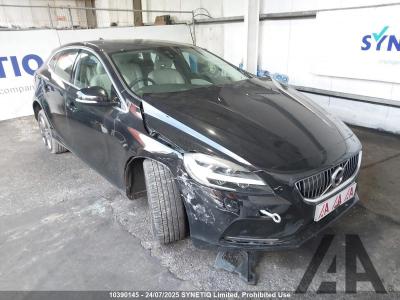 Image of 2016 VOLVO V40 D2 INSCRIPTION 1969cc TURBO DIESEL AUTOMATIC 6 Speed 5 DOOR HATCHBACK