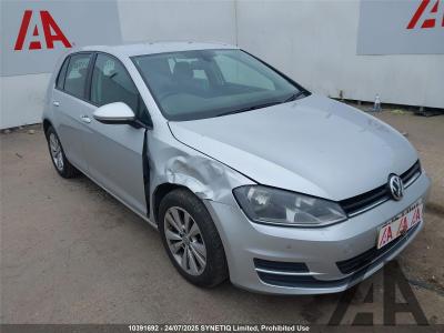 Image of 2014 VOLKSWAGEN GOLF SE TDI BLUEMOTION TECHNOLOGY 1598cc TURBO DIESEL MANUAL 5 Speed 5 DOOR HATCHBACK