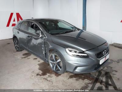 Image of 2018 VOLVO V40 T3 R-DESIGN NAV PLUS 1969cc TURBO PETROL MANUAL 6 Speed 5 DOOR HATCHBACK