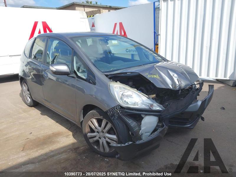 2014 HONDA JAZZ I-VTEC ES PLUS 1339cc PETROL MANUAL 5 Speed 5 DOOR HATCHBACK