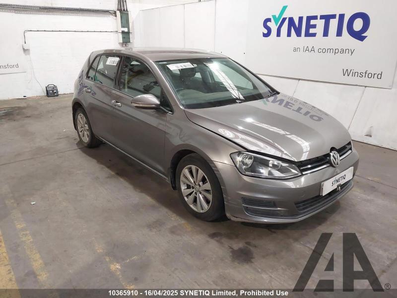 2013 VOLKSWAGEN GOLF SE TDI BLUEMOTION TECHNOLOGY 1598cc TURBO DIESEL MANUAL 5 Speed 5 DOOR HATCHBACK