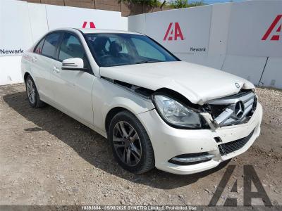 Image of 2013 MERCEDES C-CLASS C220 CDI BLUEEFFICIENCY EXECUT 2143cc TURBO DIESEL AUTOMATIC 4 DOOR SALOON