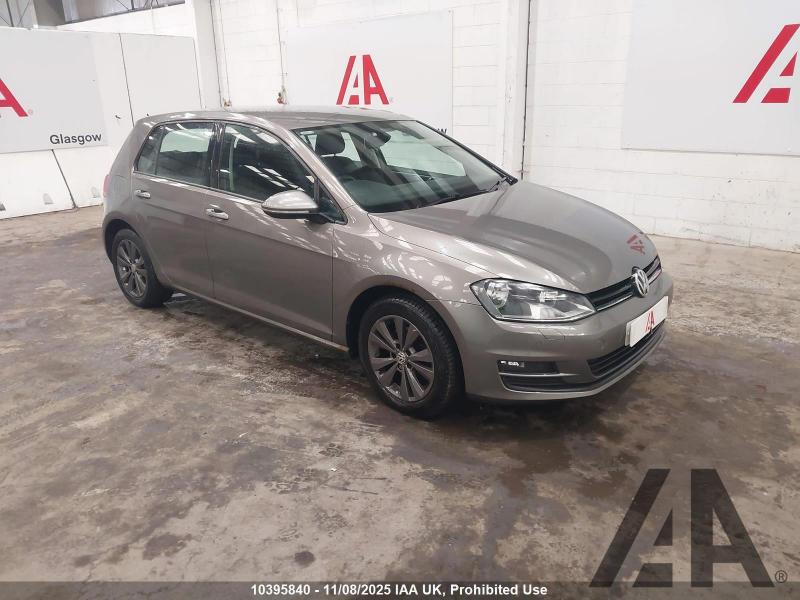 2013 VOLKSWAGEN GOLF SE TSI BLUEMOTION TECHNOLOGY 1395cc TURBO PETROL MANUAL 6 Speed 5 DOOR HATCHBACK