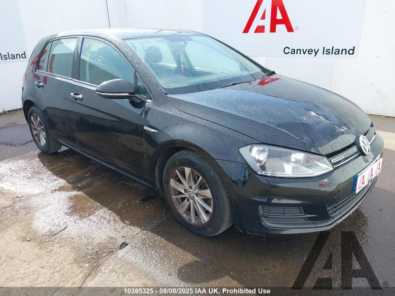2014 VOLKSWAGEN GOLF BLUEMOTION TDI 1598cc TURBO DIESEL MANUAL 6 Speed 5 DOOR HATCHBACK