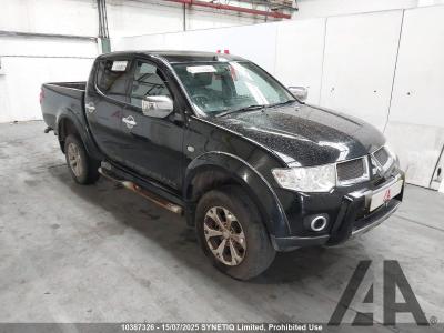 Image of 2011 MITSUBISHI L200 DI-D 4X4 BARBARIAN LB DCB 2477cc TURBO DIESEL AUTOMATIC 5 Speed PICK UP