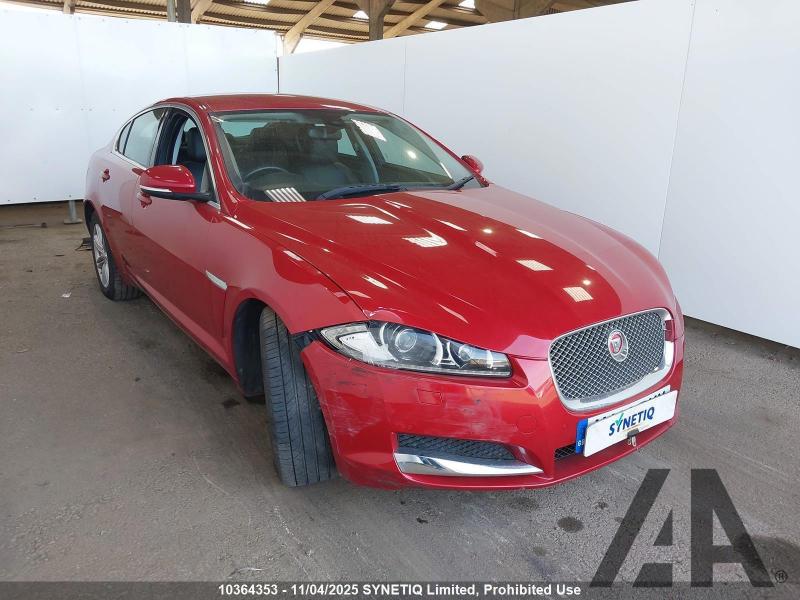 2014 JAGUAR XF D LUXURY 2179cc TURBO DIESEL AUTOMATIC 8 Speed 4 DOOR SALOON