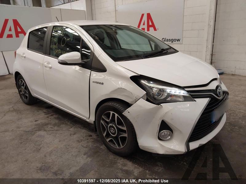 2015 TOYOTA YARIS HYBRID ICON 1497cc PETROL/ELECTRIC CVT 5 DOOR HATCHBACK