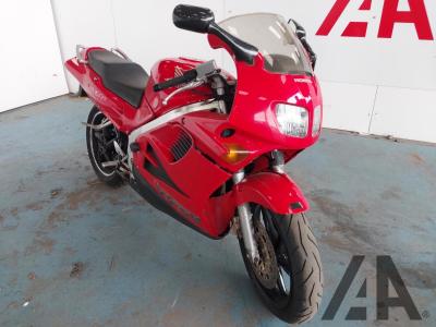 Image of 1996 HONDA VFR 748cc PETROL MOTORCYCLE