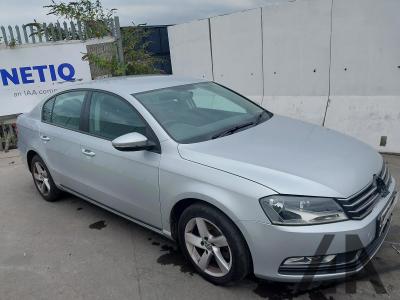 Image of 2013 VOLKSWAGEN PASSAT S TDI BLUEMOTION TECHNOLOGY DS 1968cc TURBO DIESEL SEMI AUTO 6 Speed 4 DOOR SALOON