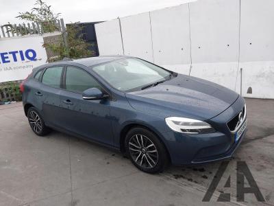 2019 VOLVO V40 T2 MOMENTUM EDITION