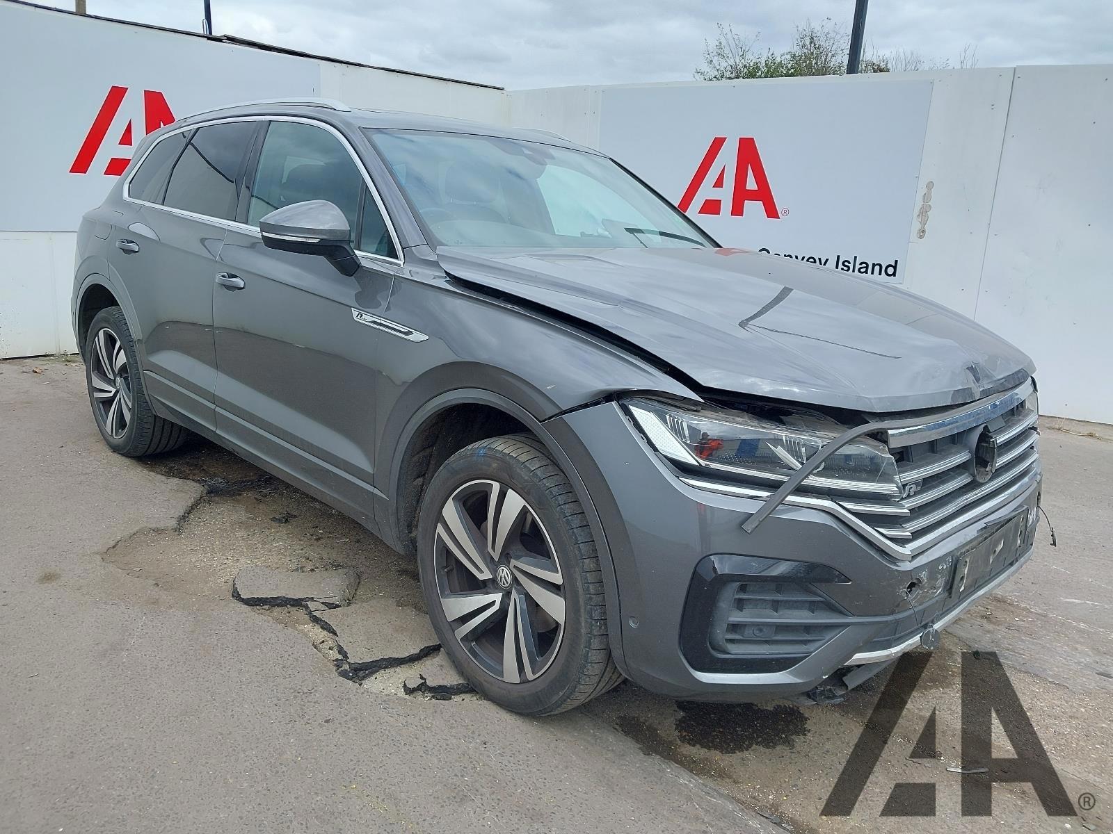 2019 VOLKSWAGEN TOUAREG V6 R-LINE TECH TDI 2967cc TURBO DIESEL AUTOMATIC 5 DOOR ESTATE
