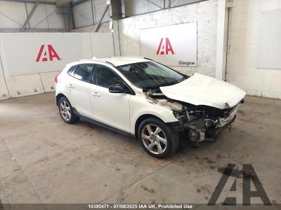 Image of 2014 VOLVO V40 D2 CROSS COUNTRY LUX 1560cc TURBO DIESEL AUTOMATIC 6 Speed 5 DOOR HATCHBACK