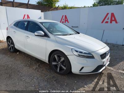 Image of 2017 VOLVO V40 D2 R-DESIGN NAV PLUS 1969cc TURBO DIESEL AUTOMATIC 6 Speed 5 DOOR HATCHBACK