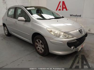Image of 2006 PEUGEOT 307 S HDI 1560cc TURBO DIESEL MANUAL 5 Speed 5 DOOR HATCHBACK