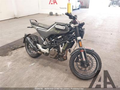Image of 2022 HUSQVARNA SVARTPILEN 125cc PETROL MANUAL MOTORCYCLE