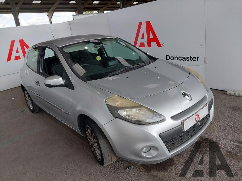 2010 RENAULT CLIO DYNAMIQUE TOMTOM 16V 1149cc PETROL MANUAL 5 Speed 3 DOOR HATCHBACK