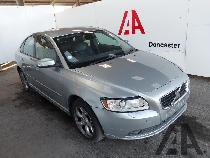 2009 VOLVO S40 SE LUX D 1997cc TURBO DIESEL MANUAL 6 Speed 4 DOOR SALOON