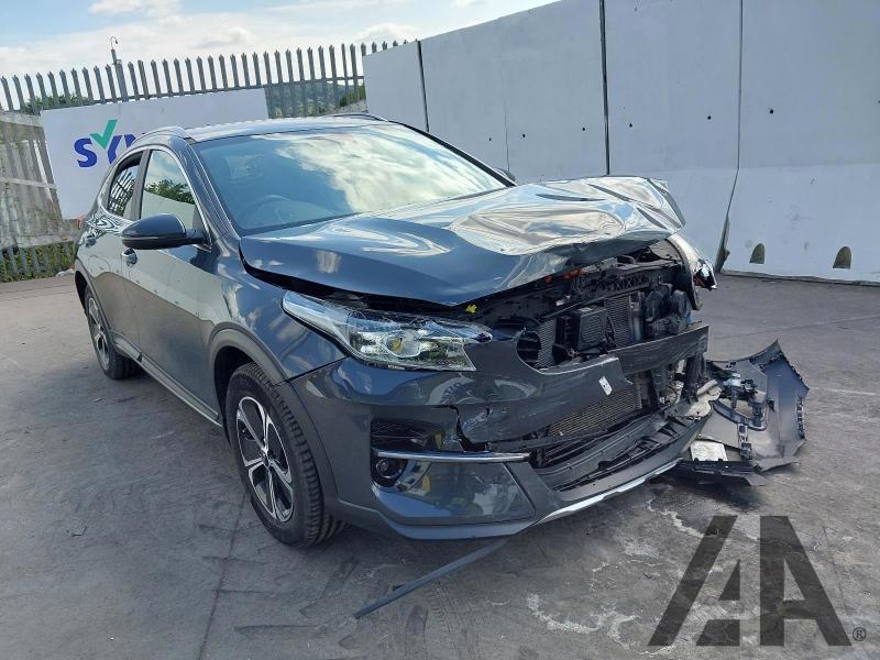 2020 KIA XCEED 3 1580cc PETROL/ELECTRIC SEMI AUTO 5 DOOR HATCHBACK